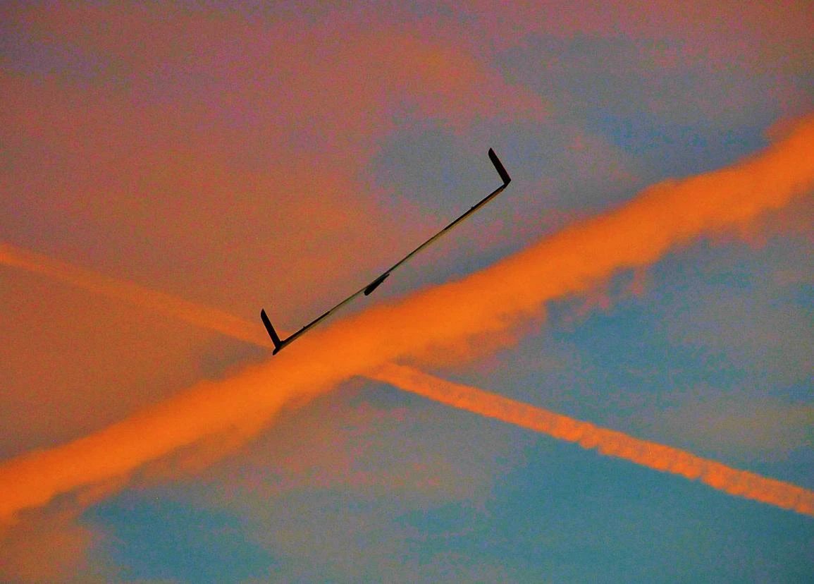 RES Dart Flying Wing 2m Mks RES Dart Flying Wing 2m -MKS Sales Store res dart flying wing 2m 70