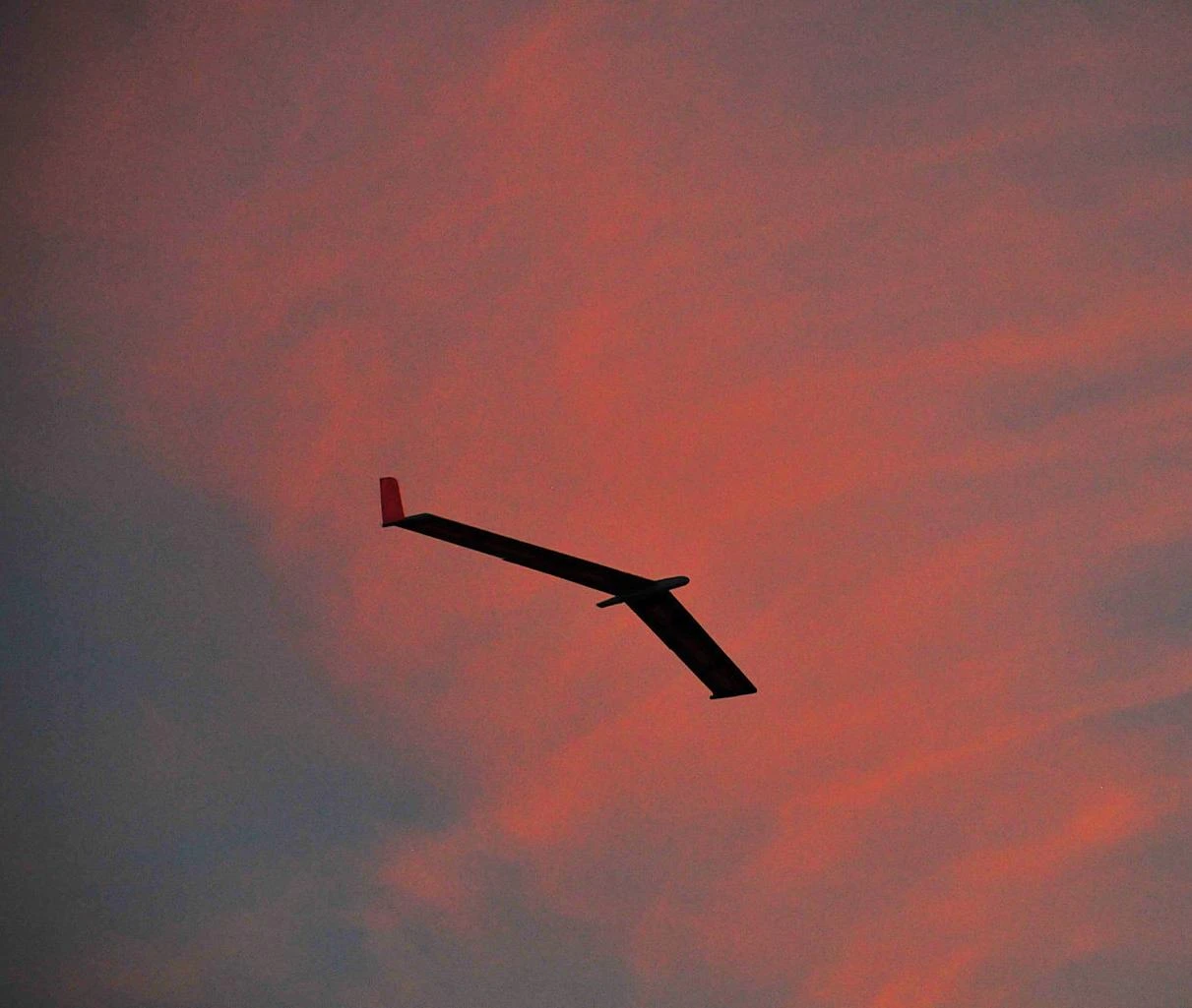 RES Dart Flying Wing 2m Mks RES Dart Flying Wing 2m -MKS Sales Store res dart flying wing 2m 85