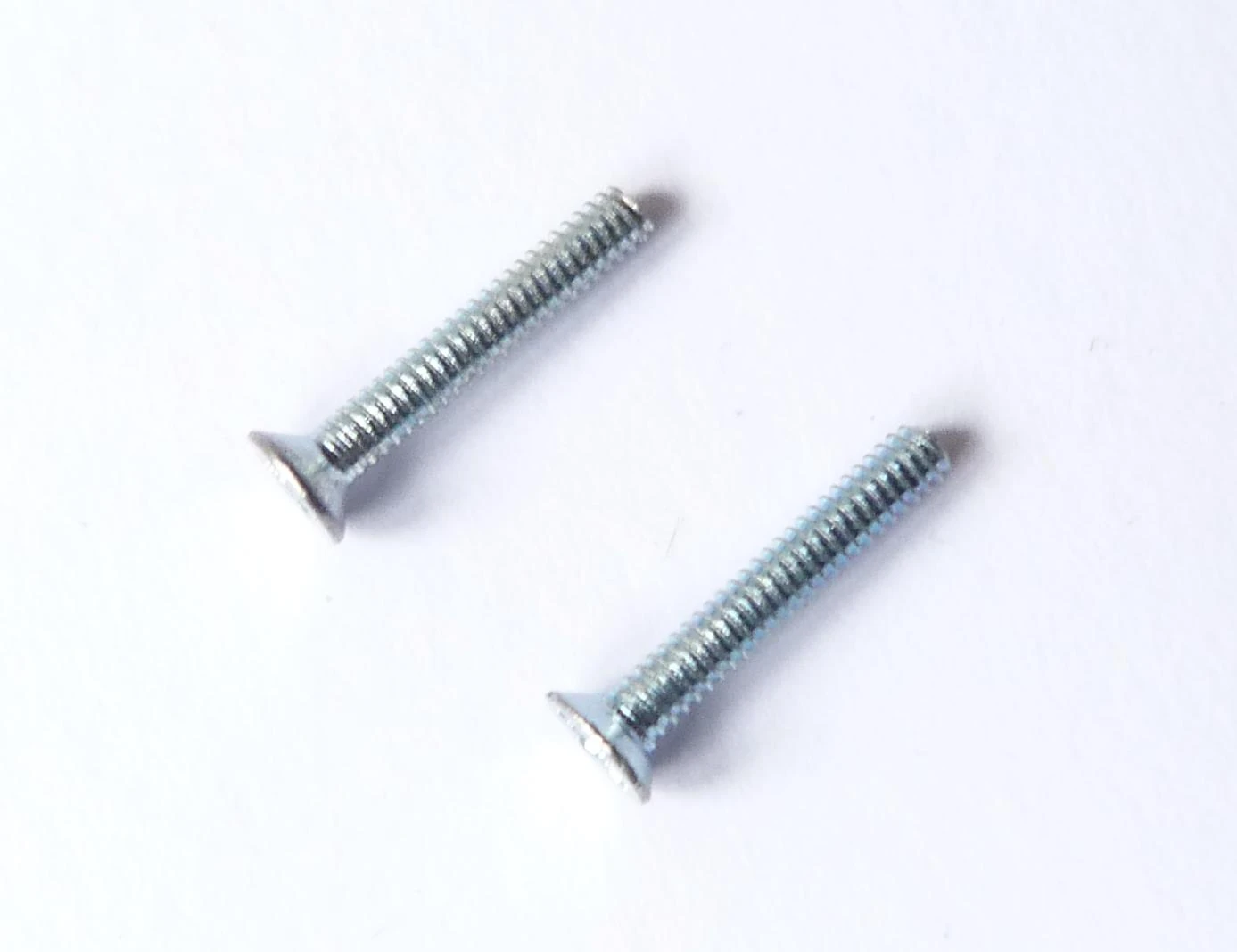 Screws for 30mm and 32mm HyperSpinners (2) Screws For 30mm And 32mm HyperSpinners (2) -MKS Sales Store screws for 30mm and 32mm hyperspinners 2
